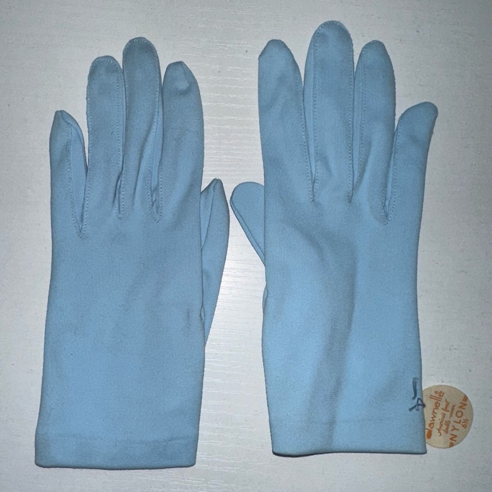 NWT Vtg 50s Light Blue Nylon Gloves - Picture 3 of 4